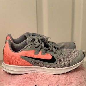 Girls Nike Downshifter Running Shoes - Size 5